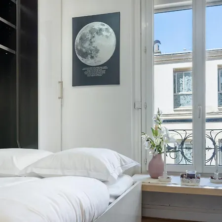 Charming And Compact Studio-jules Joffrin - Montmartre Gasthof Paris